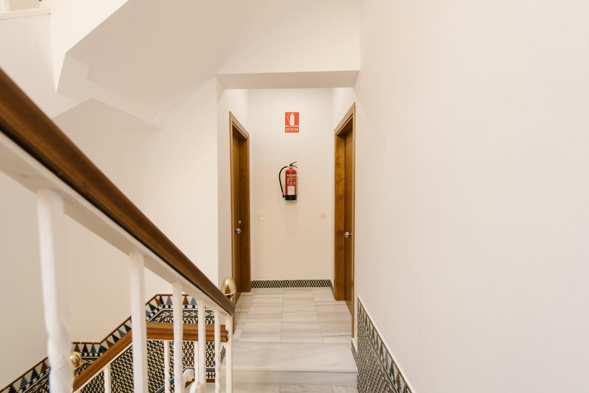 T2, Tirso De Molina, Apartamento Luminoso Y Tranquilo Севилья Экстерьер фото